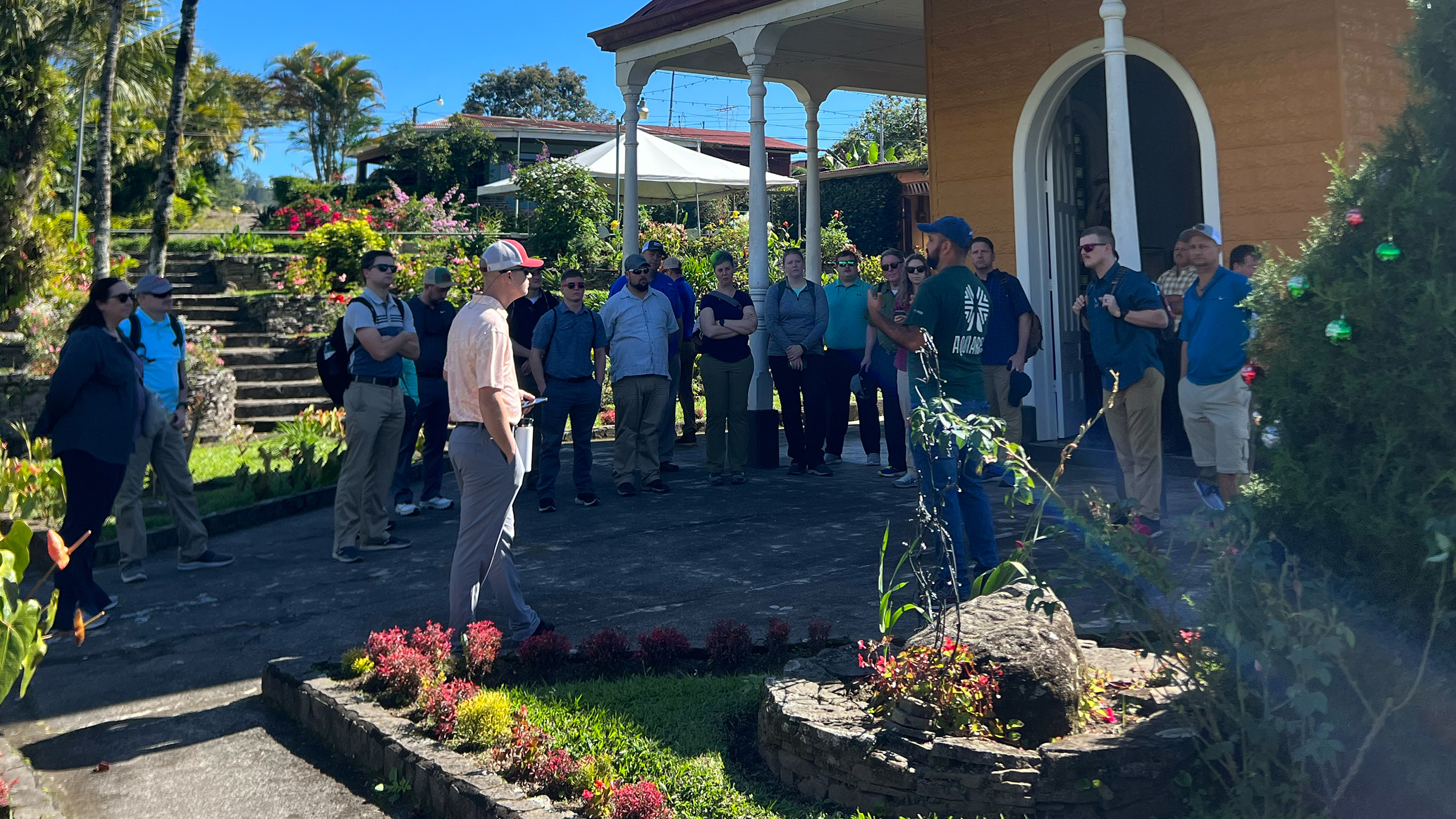 Nebraska LEAD 40 Fellows tour Costa Rica during their international travel study seminar.